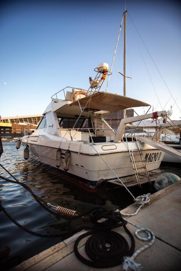 Hotel Magno II Boat Sant Adrià de Besòs Exterior foto