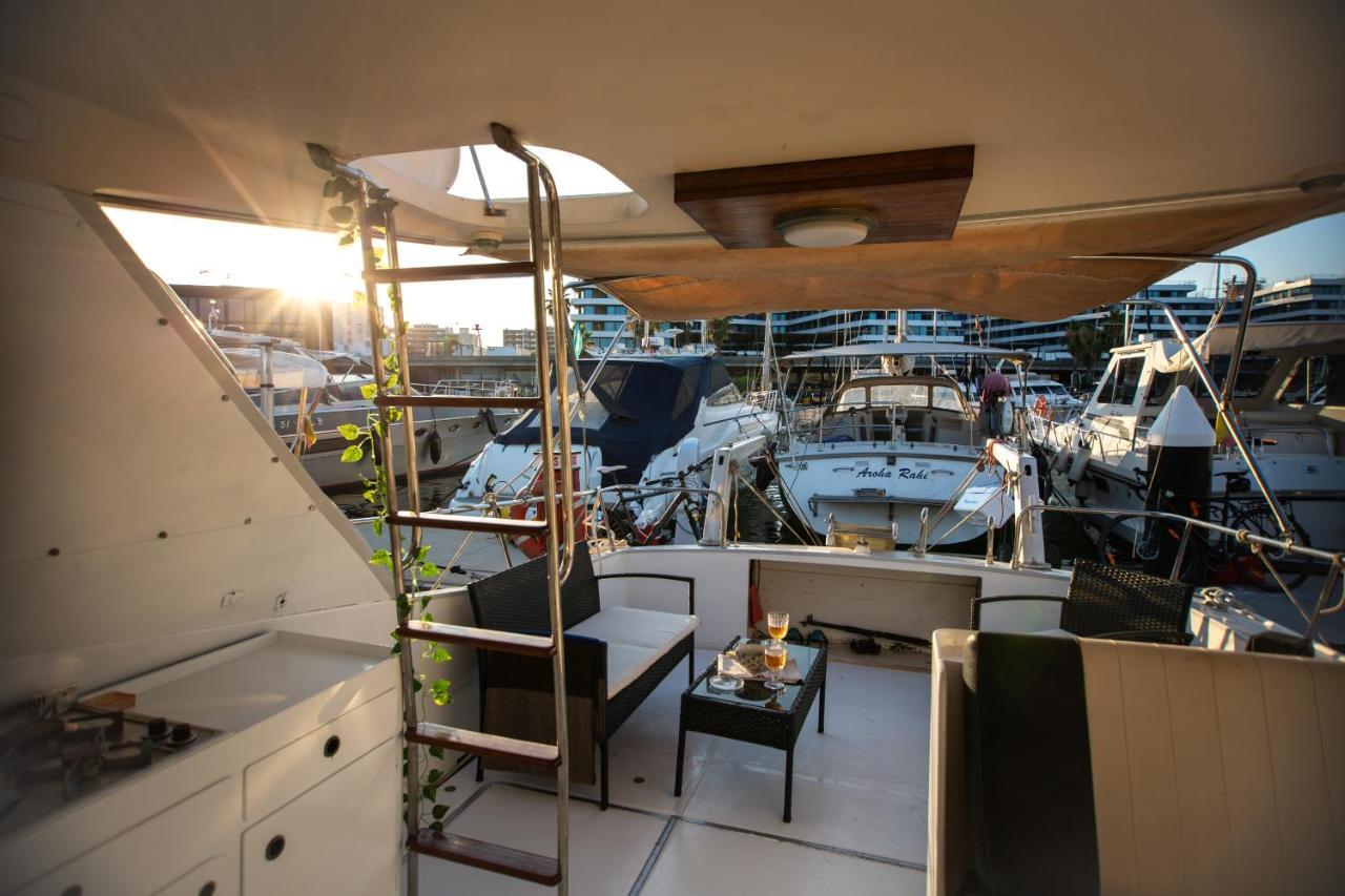 Hotel Magno II Boat Sant Adrià de Besòs Exterior foto